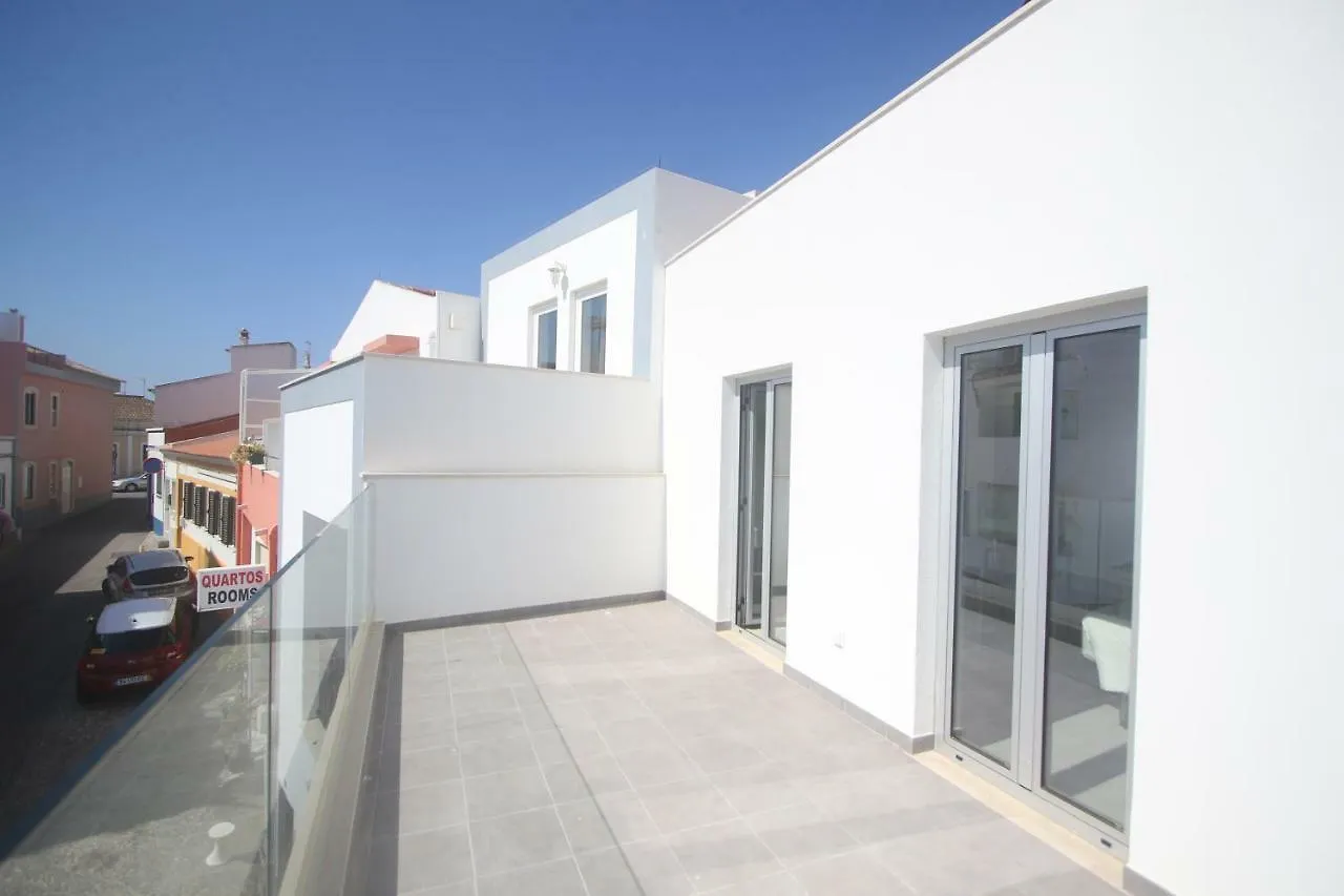 Guest House Lovely Swan Lagos 3*,  Portugal