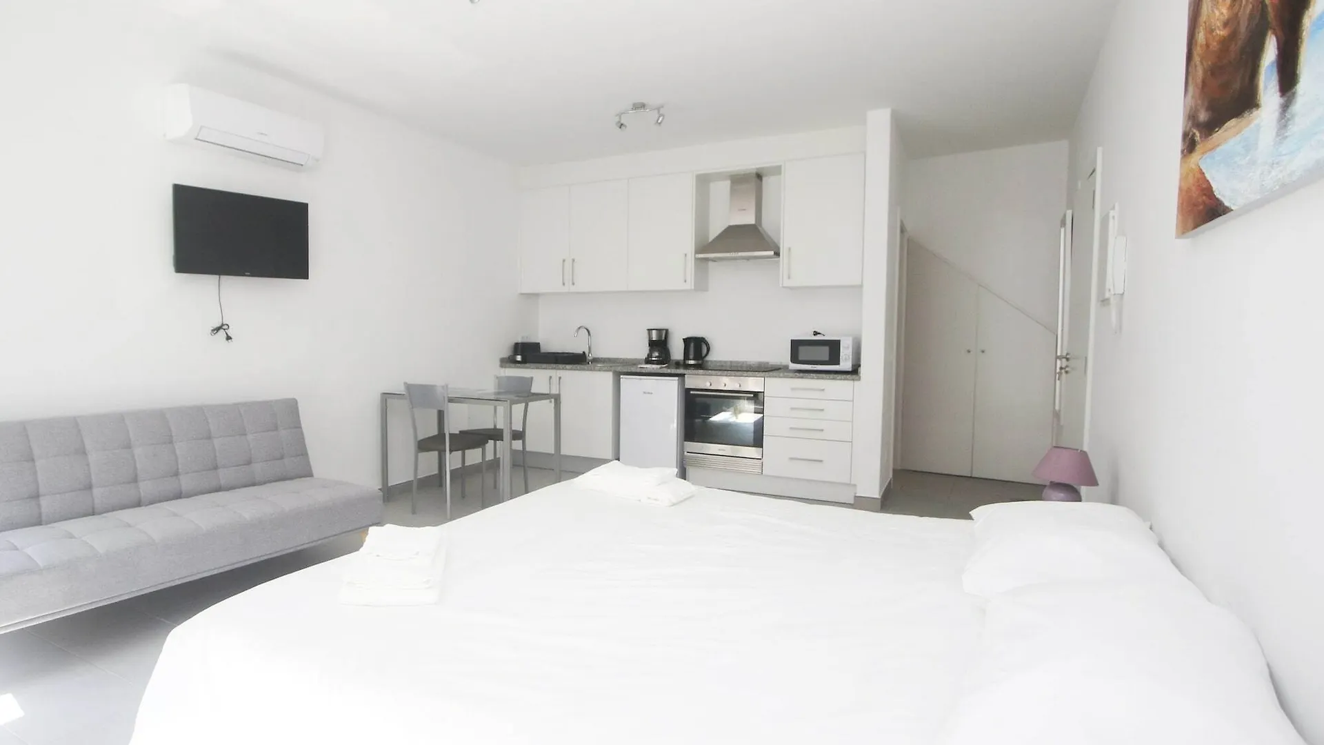 Guest House Lovely Swan Lagos