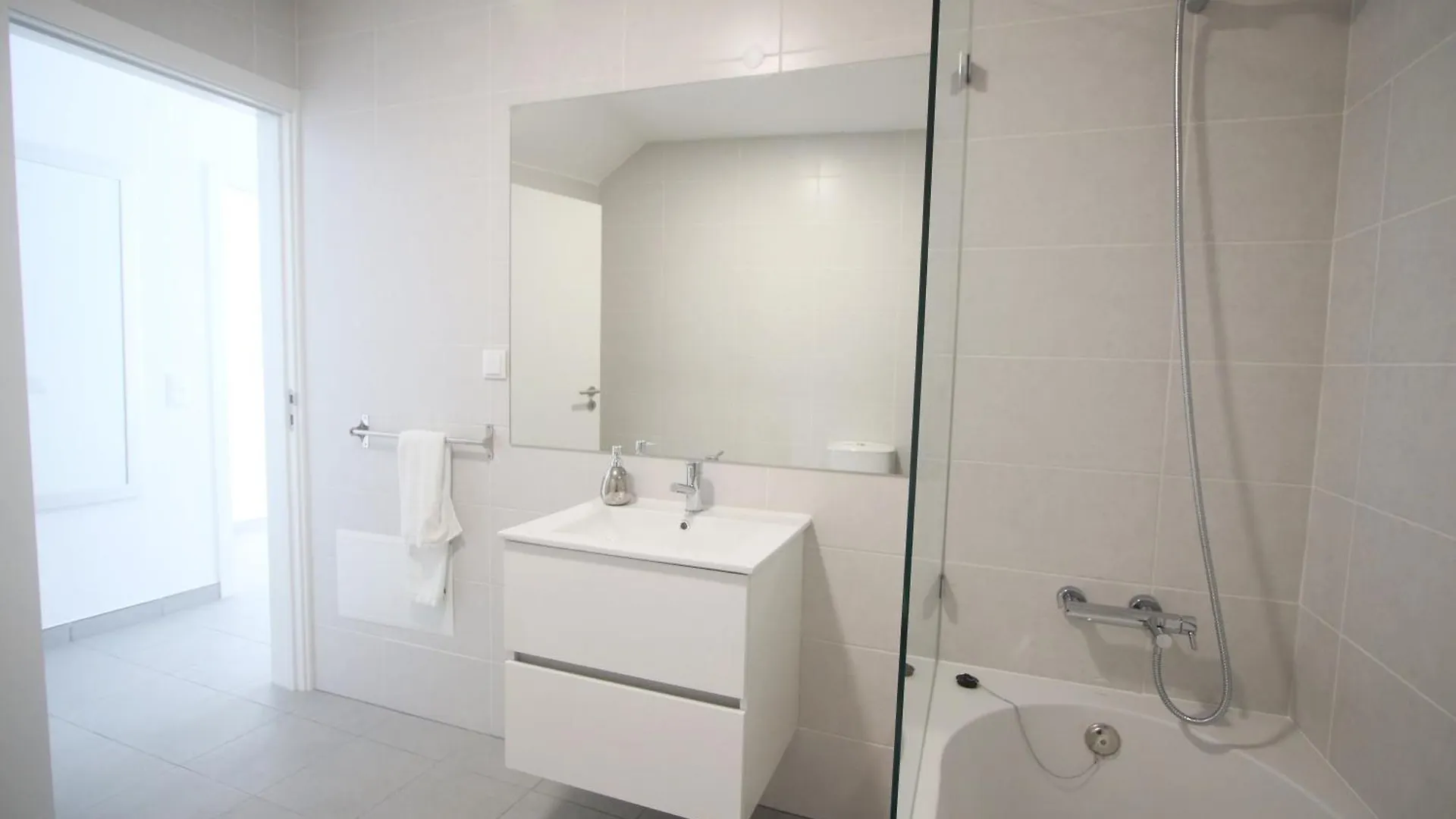 Guest House Lovely Swan Lagos