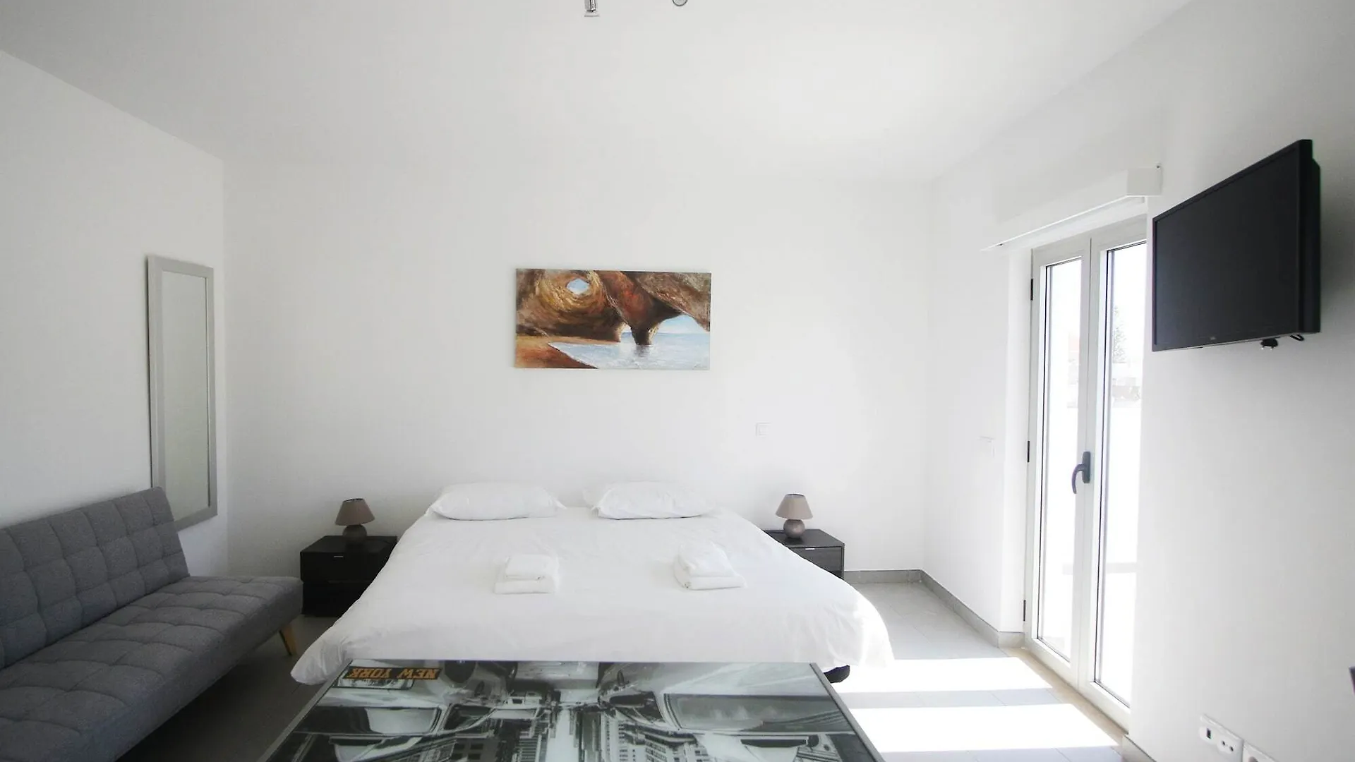 Guest House Lovely Swan Λάγος